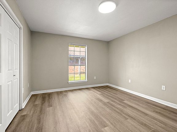 5th image of 12027 Roddy Rd