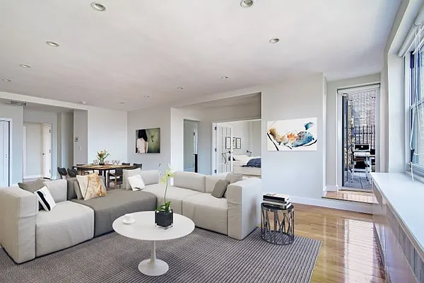 Rented by Stonehenge NYC LLC | media 4