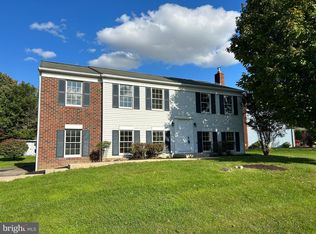 143 Carriage House Dr, Willow Street, PA 17584