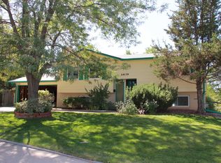 6839 S Roslyn Cir, Centennial, CO 80112