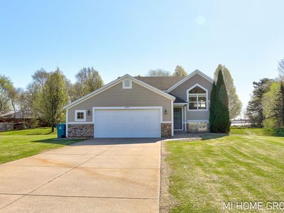 3391 Heathridge Trl, Hamilton, MI, 49419