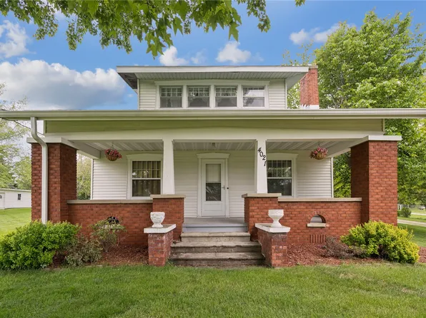 4021 10th St, Marion, IA 52302