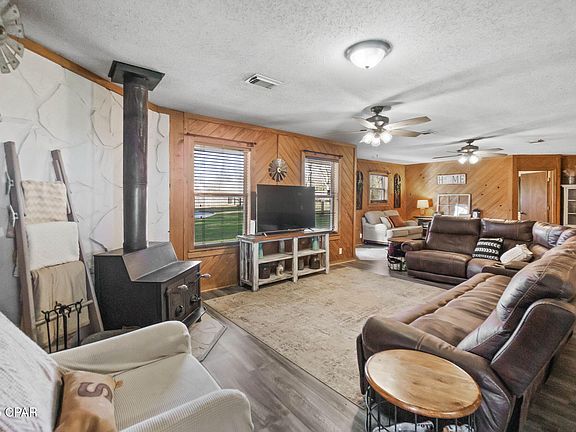 5th image of 825 Idlewood Ct