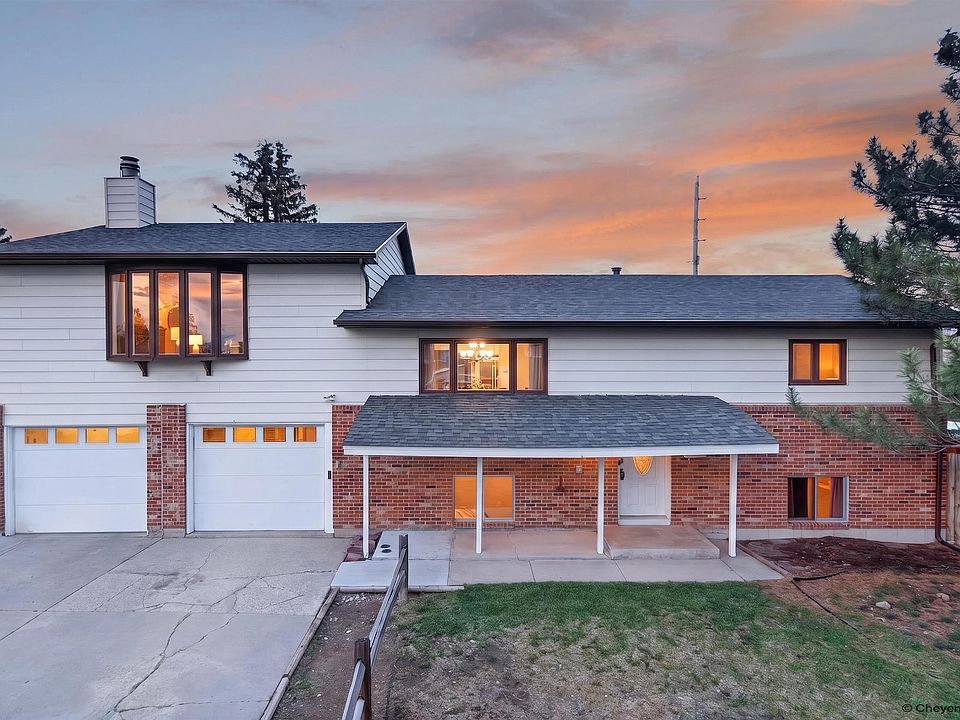 1st image of 4703 Linden Way