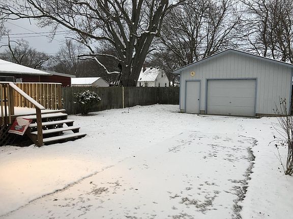 3rd image of 333 W 19th St