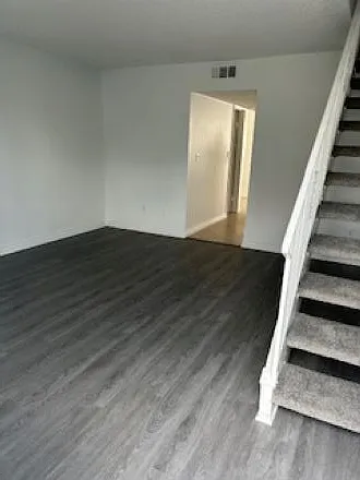 Gilbert Terrace Townhomes — Photo 18