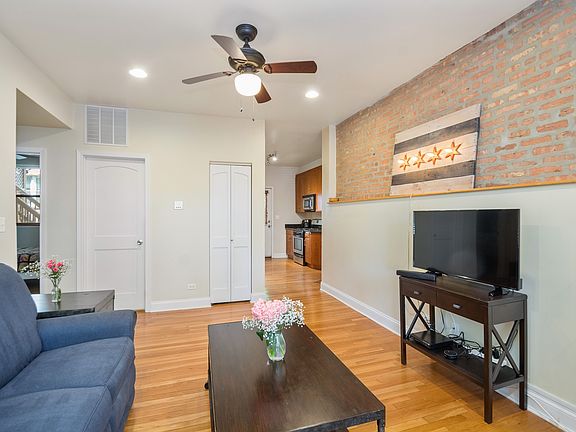 3rd image of 3616 W Wilson Ave APT 1