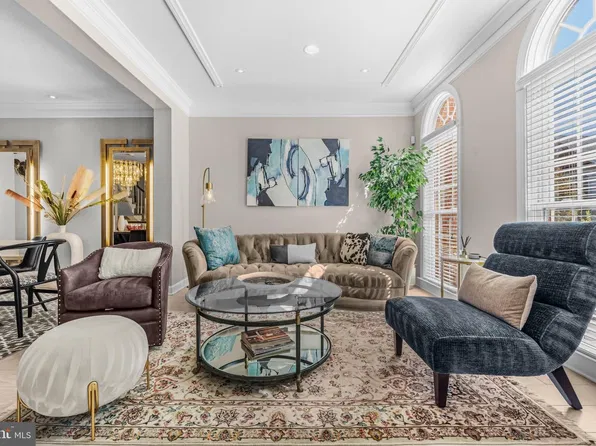 4076 Clovet Dr #27, Fairfax, VA 22030