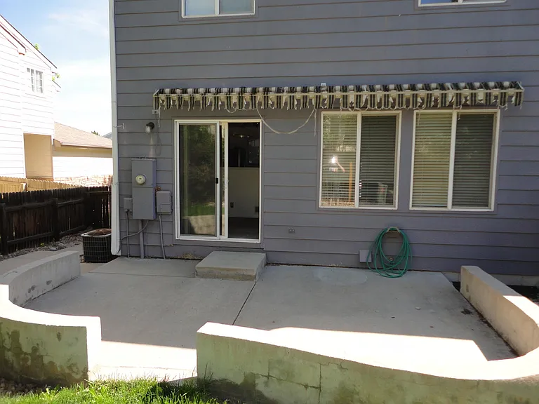 3082 E 106th Pl — Photo 2