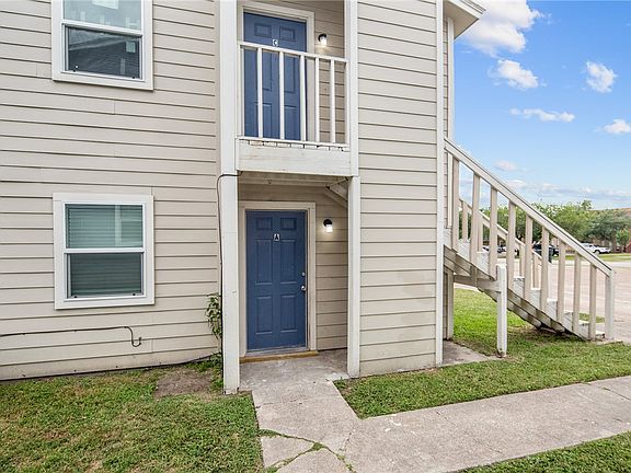 4th image of 405 Manuel Dr APT B