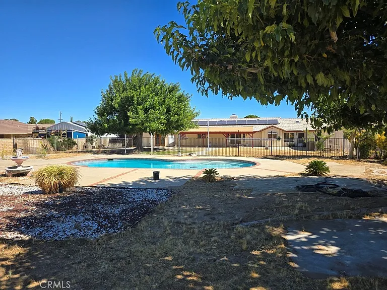 2828 W Avenue O8 — Photo 40