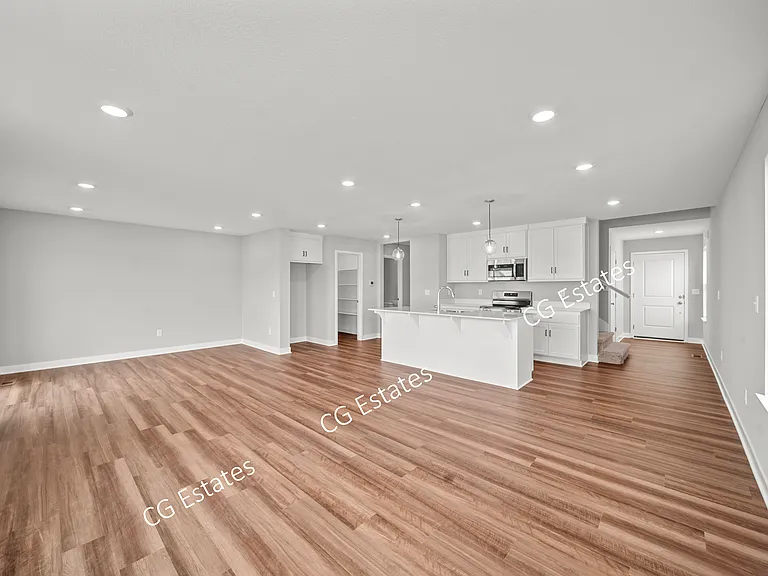 3803 SW Walsh Dr — Photo 5