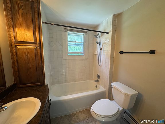 4th image of 2192 Waterbury Road