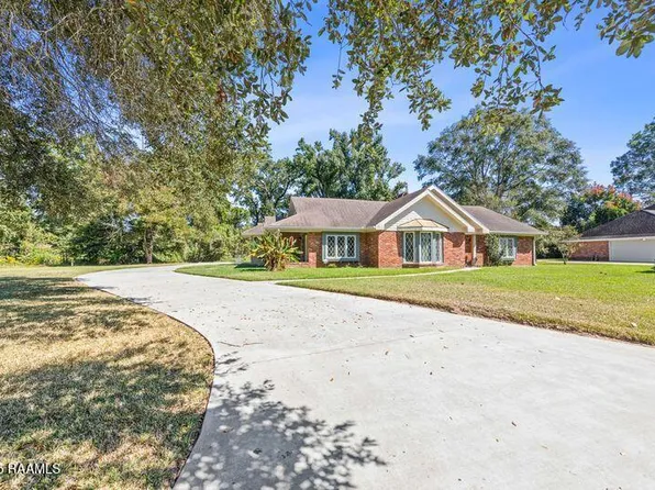 412 N Locksley Dr, Lafayette, LA 70508
