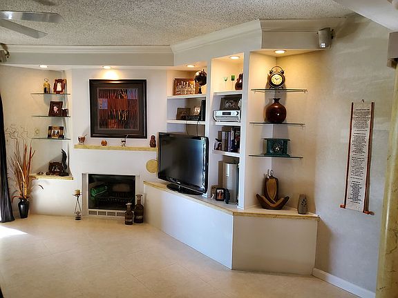 2nd image of 255 Capri Cir N APT 6