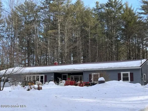 248 Woods Hollow Road, Gloversville, NY 12078