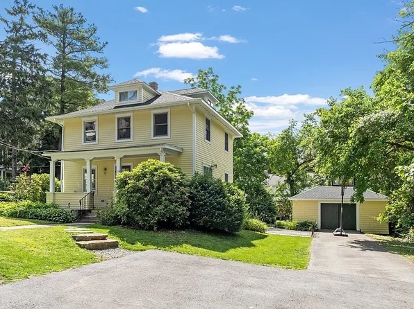 14 Locke St, Winchester, MA 01890