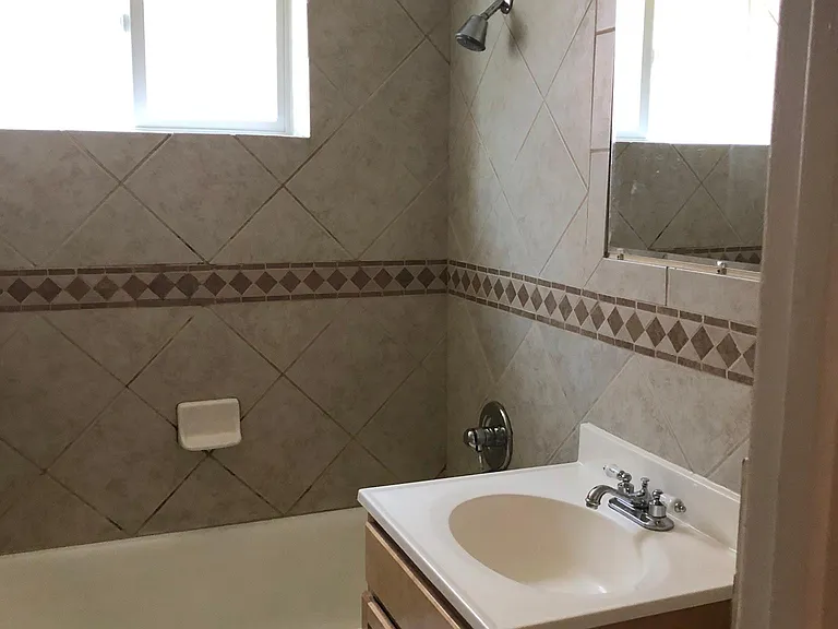 2320 S University Blvd #204 — Photo 7