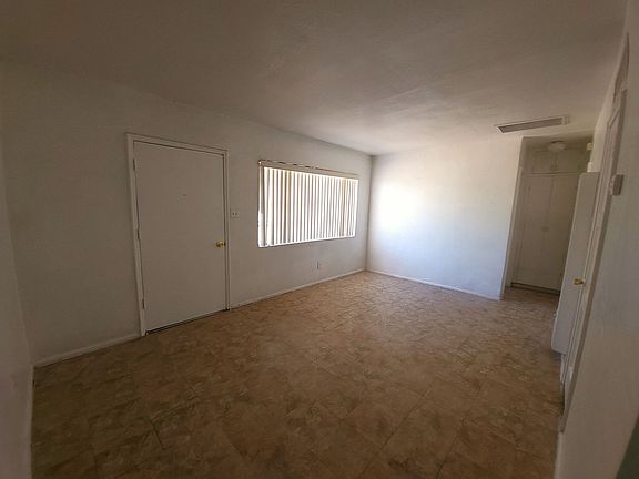 4th image of 1510 E Jefferson St APT B