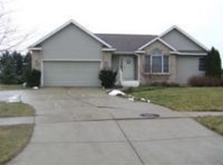 4196 Locust Ln, Swartz Creek, MI