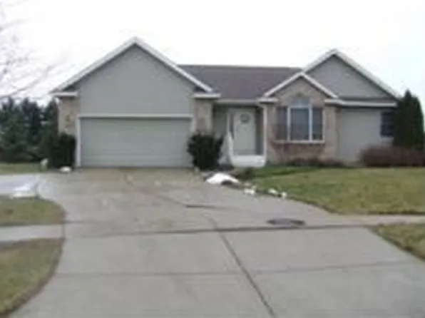 4196 Locust Ln, Swartz Creek, MI 48473
