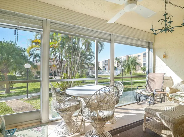 414 SE 10th Street #101, Dania Beach, FL 33004