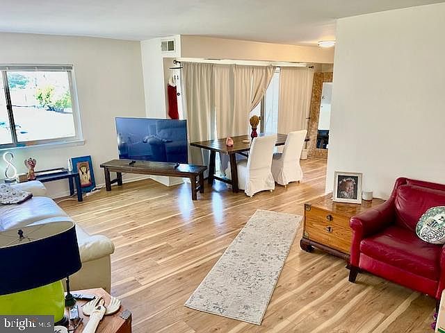 1st image of 5200 Crossfield Ct Unit 138-12