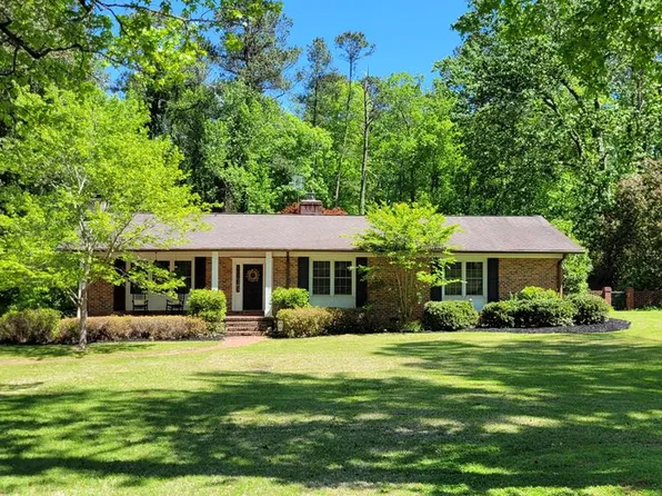 157 Rutledge Rd, Greenwood, SC 29649