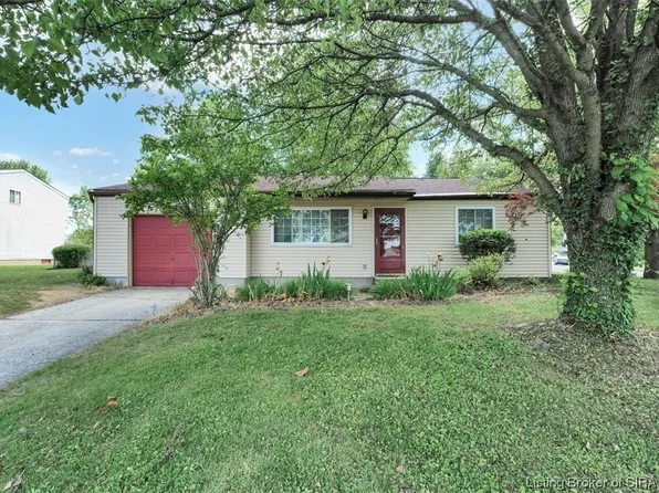 753 Flatwoods Court, Clarksville, IN 47129