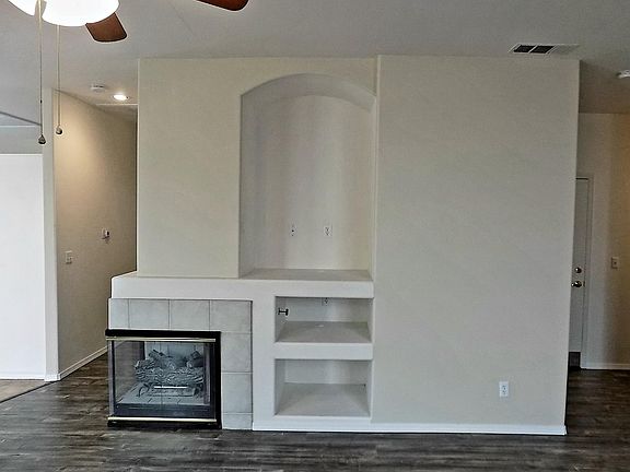 5th image of 1019 E Monticello Cir