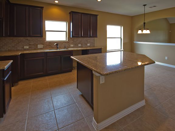 3rd image of 22310 Mosshall Ct