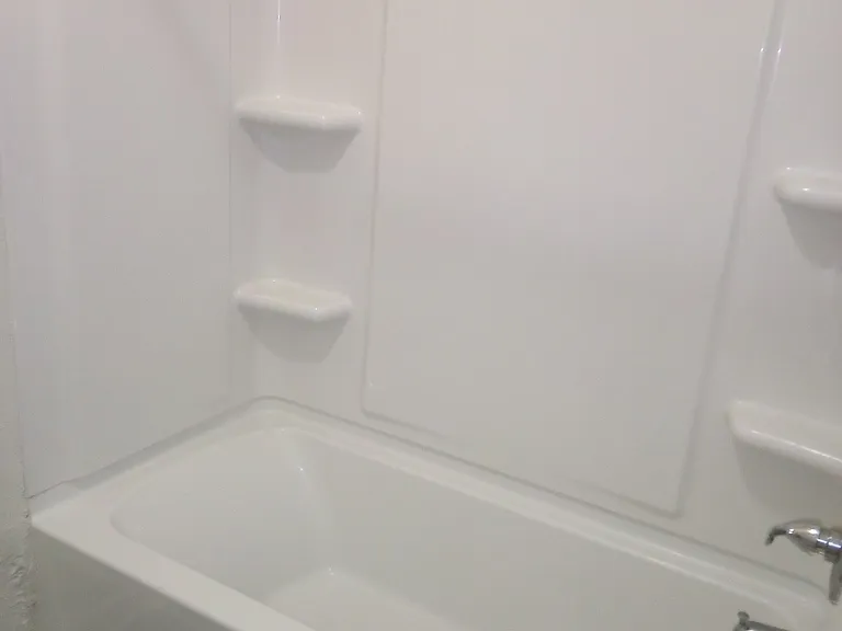302 Martin Luther King Dr #4 — Photo 2