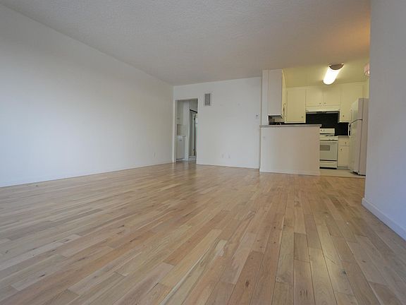2nd image of 1337 N Gardner St APT 4