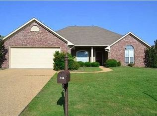 314 Kings Ridge Cir, Brandon, MS 39047