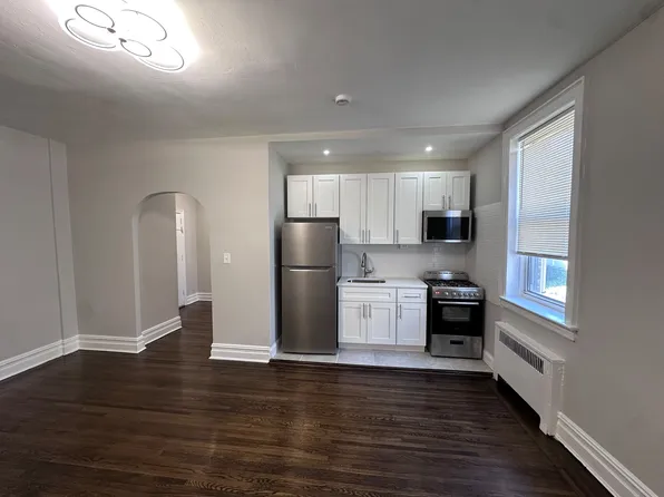 225 Union St #5E, Jersey City, NJ 07304