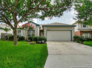 6365 Parkland Oaks Dr, San Antonio, TX 78240