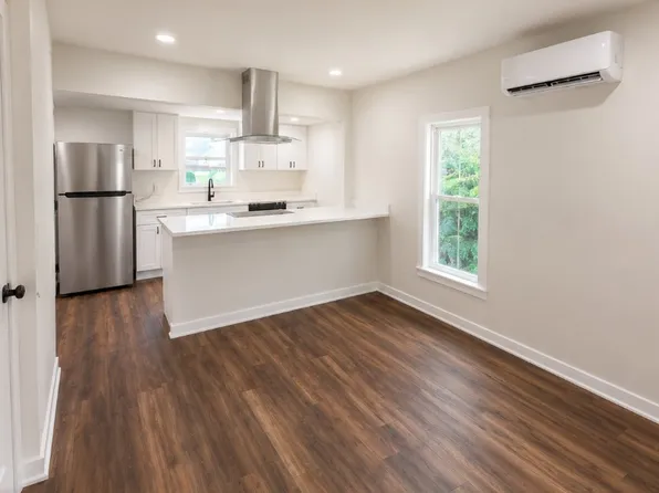 5 Brent St, Hancock, MD