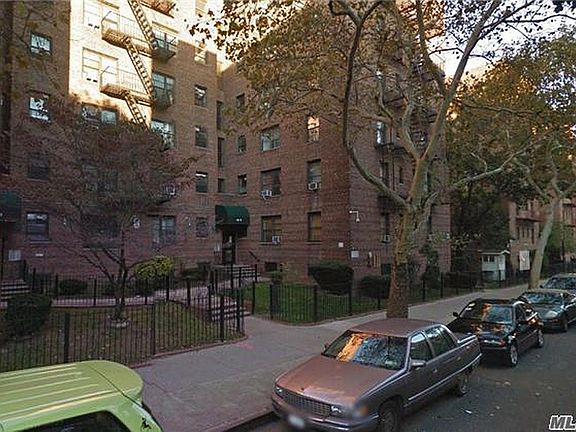 3rd image of 44-05 Macnish St Unit 4