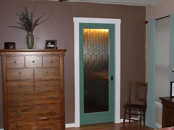 Entry to master bath