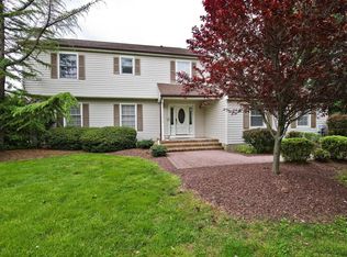 16 Longview Dr, Colts Neck, NJ 07722