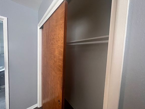5th image of 1517 E Royall Pl APT 3