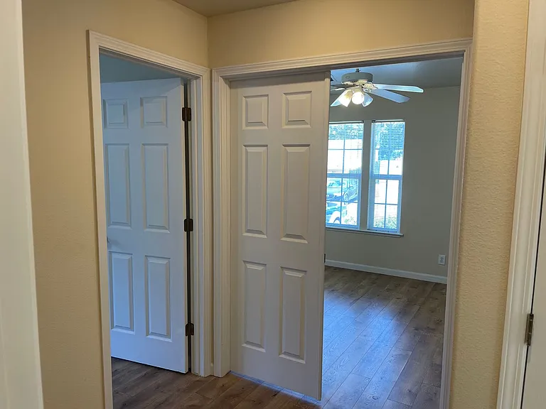 143 Goldenwest Ct — Photo 14