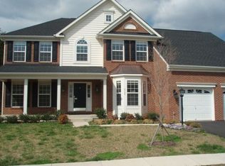 8724 Lords View Loop, Gainesville, VA 20155