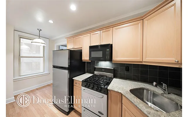 Rented by Douglas Elliman | media 12