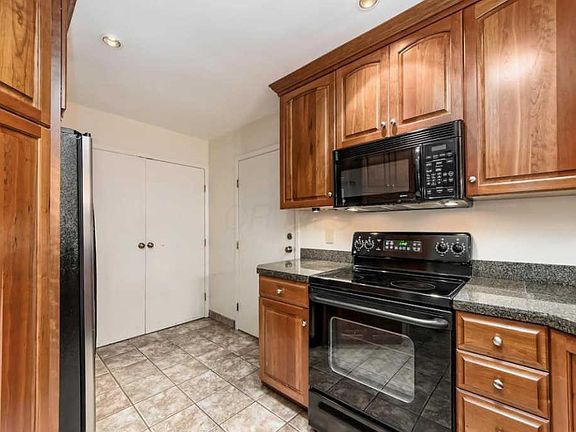 2nd image of 1283 Worthington Creek Dr