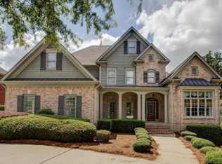 7075 Laurel Oak Dr, Suwanee, GA 30024