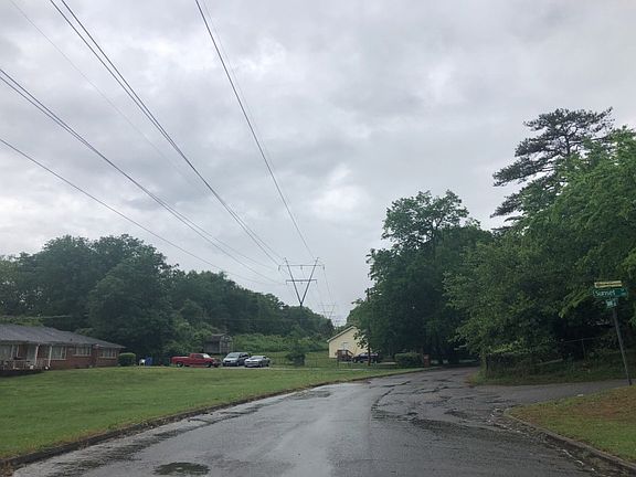 4th image of 4350 Sunset Ave