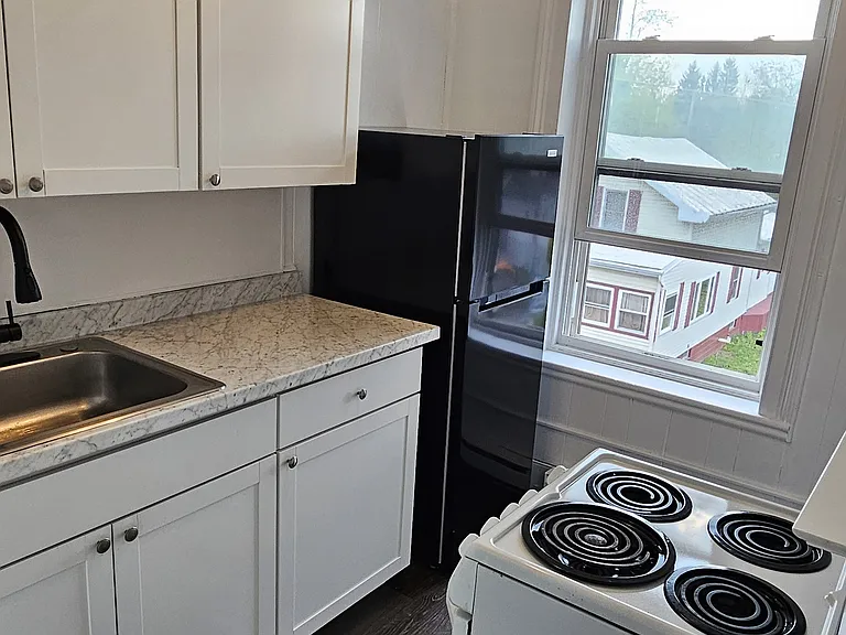 3201 Church St #5 — Photo 2