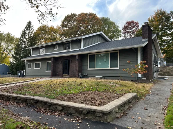 21 Olsen Rd #2, Peabody, MA 01960