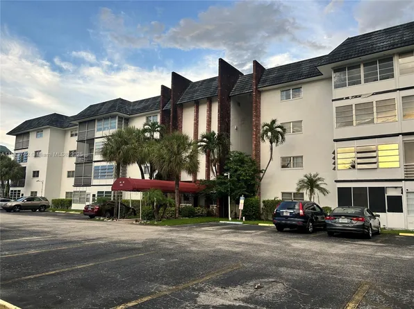 4740 NW 21st St APT 306, Lauderhill, FL 33313